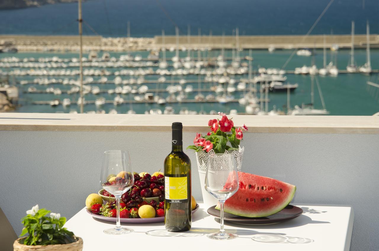 B&B Nencioli Castellammare del Golfo Exteriör bild
